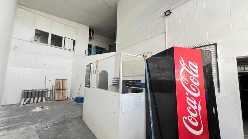 To Let commercial Property for Rent in Paarden Eiland Western Cape